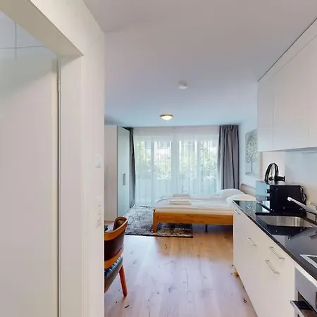 Amazing In Centre - Sun8 *