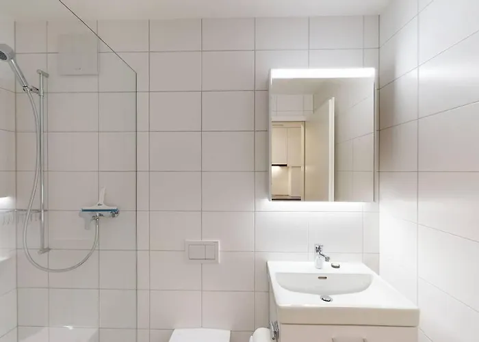 Amazing In Centre - Sun8 *